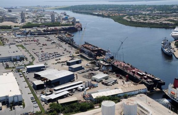 Featured image for post: DOT Sending Gulf Marine Repair A Small Shipyard Grant